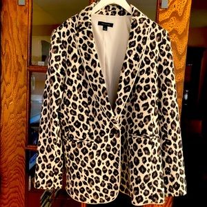 Super Chic Ann Taylor Leopard Blazer